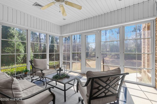 1502 Zurich Place, New Bern, NC 28562