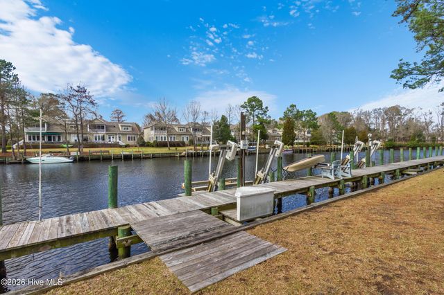 1502 Zurich Place, New Bern, NC 28562