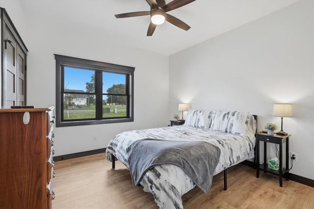5022 Woodlands Drive, Eau Claire, WI 54703