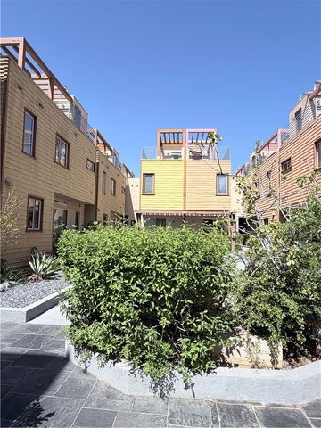 41 N Oak 4, Pasadena, CA 91107