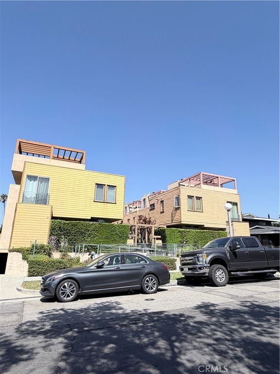 41 N Oak 4, Pasadena, CA 91107