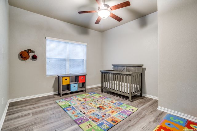 2143 Silent Fox, San Antonio, TX 78260