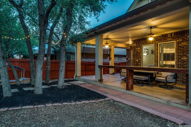 2143 Silent Fox, San Antonio, TX 78260