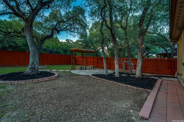 2143 Silent Fox, San Antonio, TX 78260