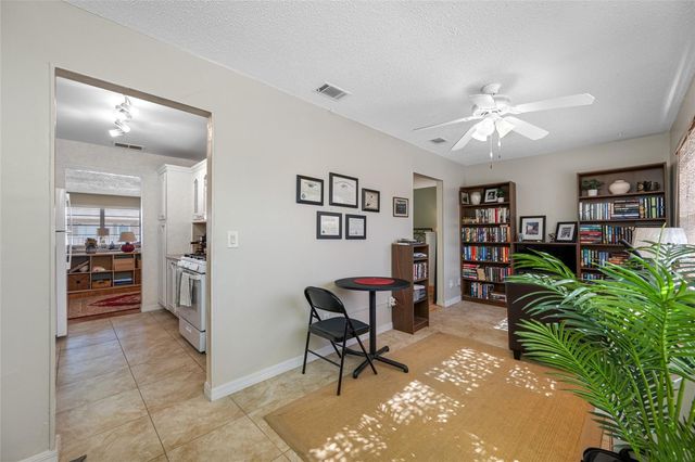 5217 81ST STREET N 16, St Petersburg, FL 33709