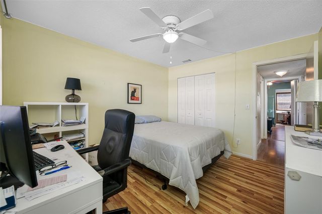 5217 81ST STREET N 16, St Petersburg, FL 33709