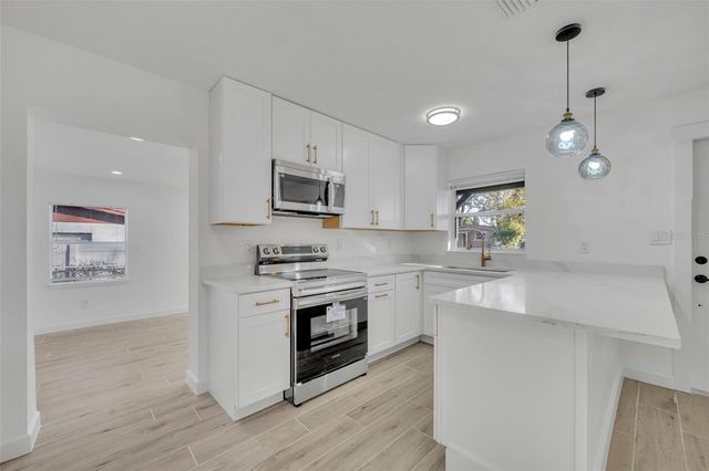 1224 HELEN STREET, Apopka, FL 32703