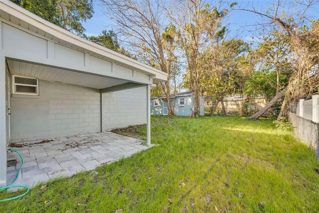 1224 HELEN STREET, Apopka, FL 32703