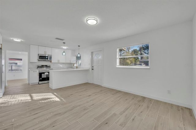 1224 HELEN STREET, Apopka, FL 32703