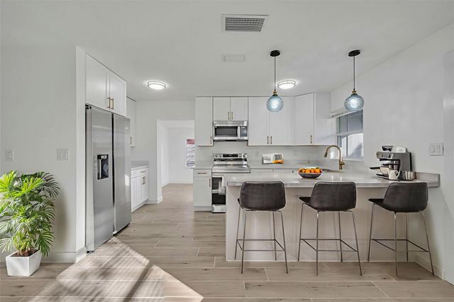 1224 HELEN STREET, Apopka, FL 32703