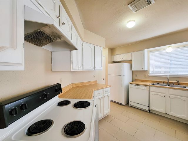 16615 Moary Firth Drive, Houston, TX 77084