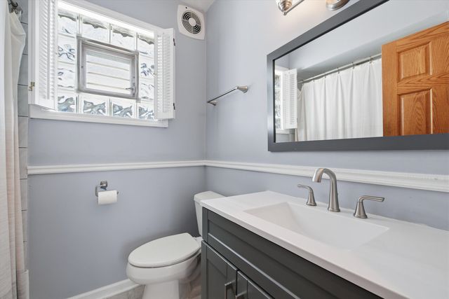 5457 N Monitor Avenue, Chicago, IL 60630