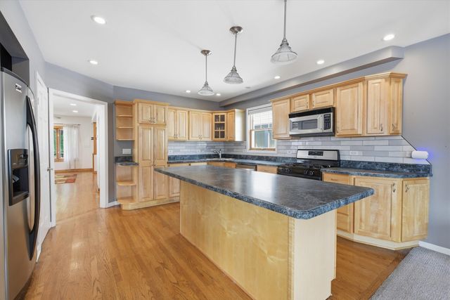 5457 N Monitor Avenue, Chicago, IL 60630