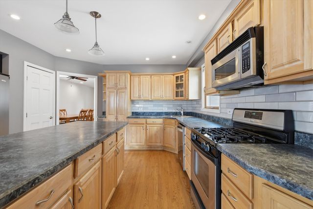 5457 N Monitor Avenue, Chicago, IL 60630