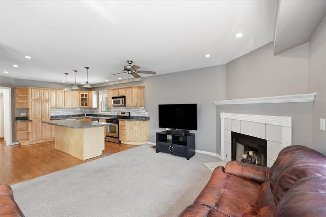 5457 N Monitor Avenue, Chicago, IL 60630