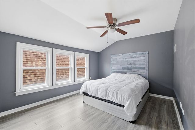 5457 N Monitor Avenue, Chicago, IL 60630