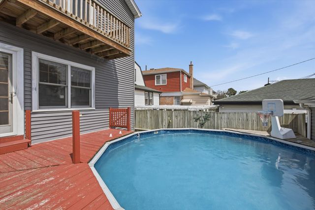 5457 N Monitor Avenue, Chicago, IL 60630