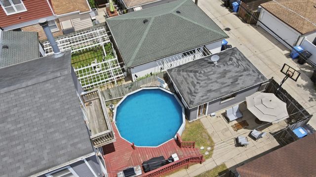 5457 N Monitor Avenue, Chicago, IL 60630