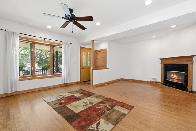 5457 N Monitor Avenue, Chicago, IL 60630