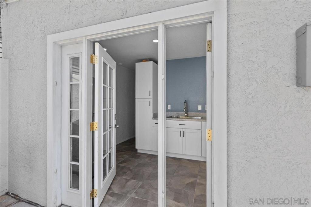 Image 31 of property listing at 3645 Cherokee, San Diego, CA 92104