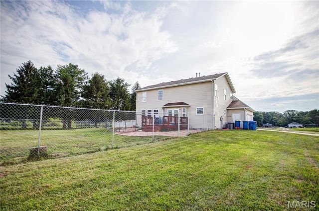 5878 Eaton Lane, Edwardsville, IL 62025