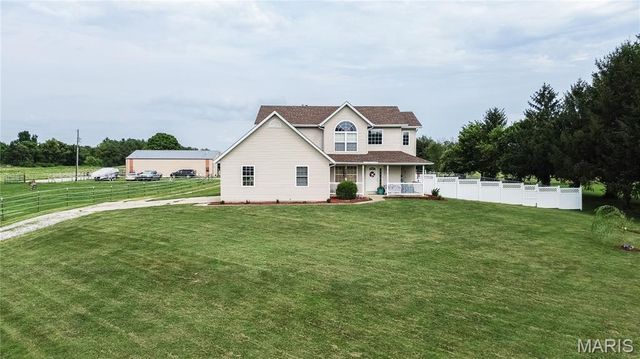 5878 Eaton Lane, Edwardsville, IL 62025