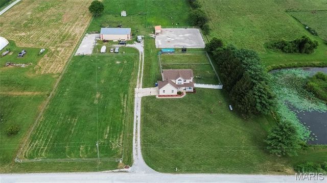 5878 Eaton Lane, Edwardsville, IL 62025