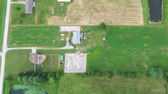 5878 Eaton Lane, Edwardsville, IL 62025