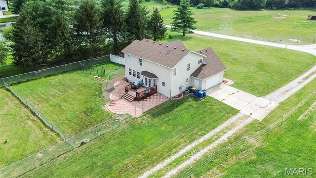 5878 Eaton Lane, Edwardsville, IL 62025