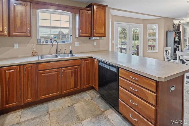 5878 Eaton Lane, Edwardsville, IL 62025