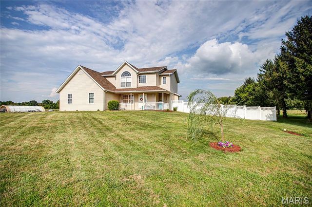 5878 Eaton Lane, Edwardsville, IL 62025