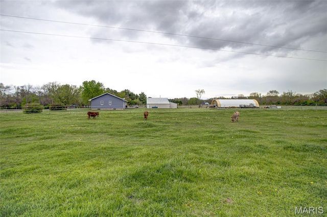 5878 Eaton Lane, Edwardsville, IL 62025