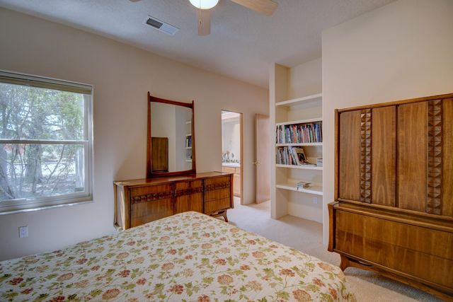 6624 High Ridge Place NE, Albuquerque, NM 87111