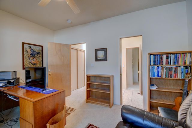 6624 High Ridge Place NE, Albuquerque, NM 87111