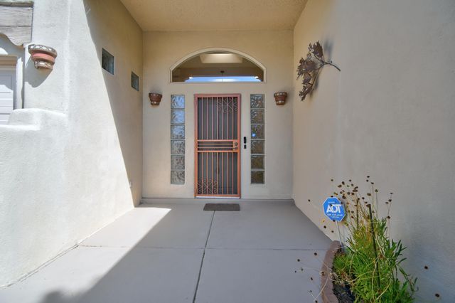 6624 High Ridge Place NE, Albuquerque, NM 87111