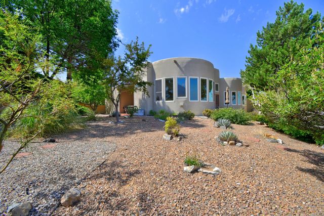 6624 High Ridge Place NE, Albuquerque, NM 87111
