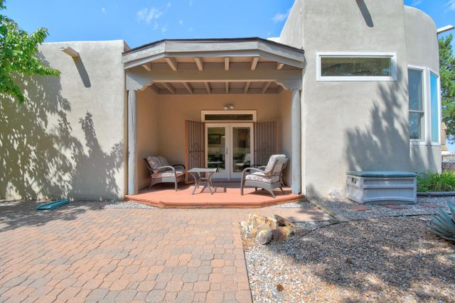 6624 High Ridge Place NE, Albuquerque, NM 87111