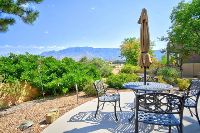 6624 High Ridge Place NE, Albuquerque, NM 87111