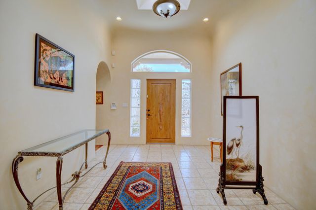 6624 High Ridge Place NE, Albuquerque, NM 87111