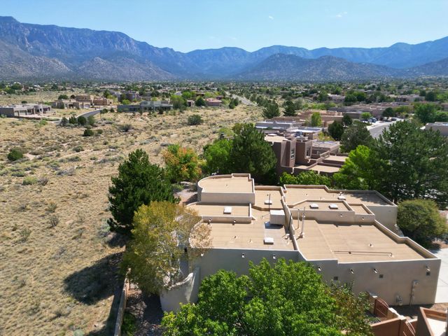 6624 High Ridge Place NE, Albuquerque, NM 87111