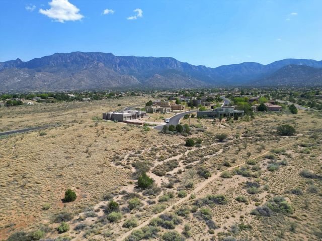 6624 High Ridge Place NE, Albuquerque, NM 87111