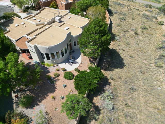 6624 High Ridge Place NE, Albuquerque, NM 87111