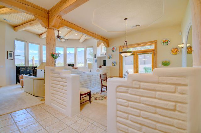 6624 High Ridge Place NE, Albuquerque, NM 87111