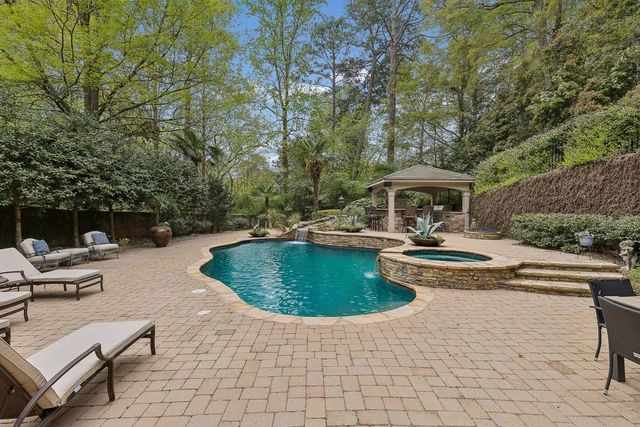 4966 Long Island Drive, Atlanta, GA 30327