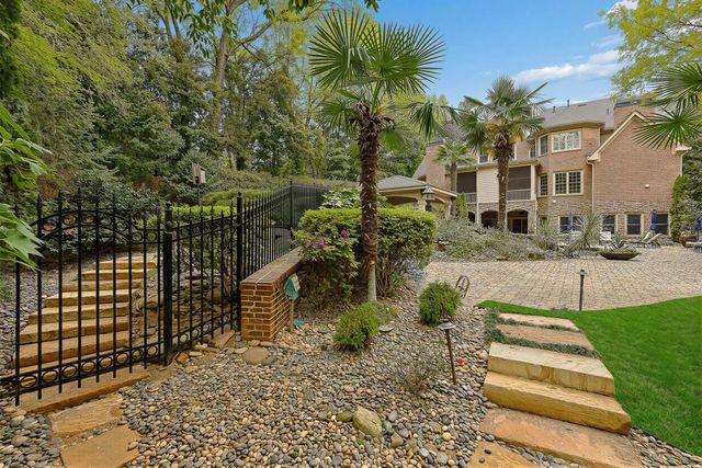 4966 Long Island Drive, Atlanta, GA 30327