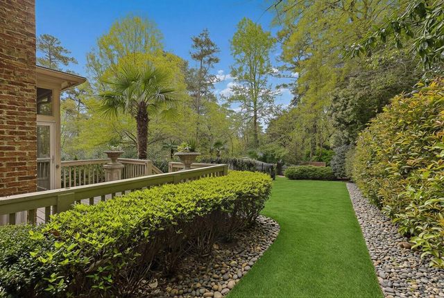 4966 Long Island Drive, Atlanta, GA 30327