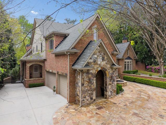 4966 Long Island Drive, Atlanta, GA 30327