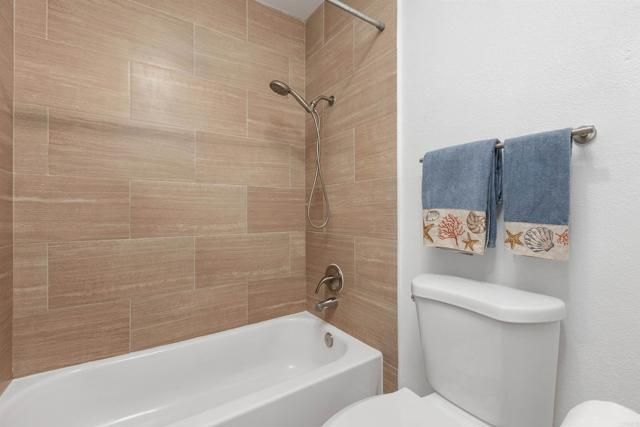 333 Melrose Dr. F, Vista, CA 92083