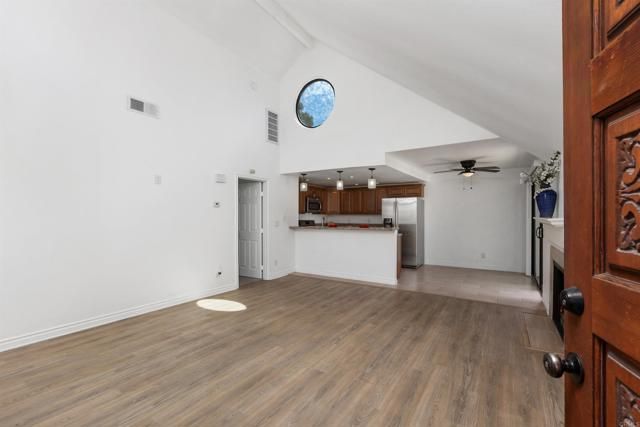 333 Melrose Dr. F, Vista, CA 92083