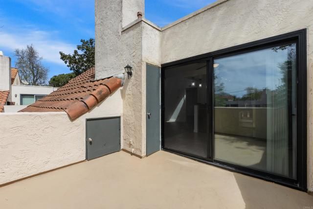 333 Melrose Dr. F, Vista, CA 92083